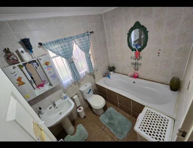 3 BEDROOM HOUSE FOR SALE IN SUIDHEUWEL
